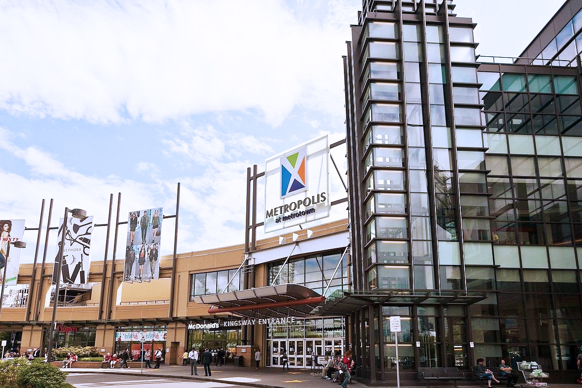 Metropolis at Metrotown 07 (Large) – Edited